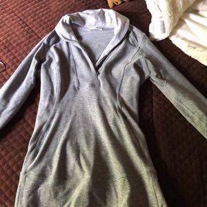 Lulu lemon running long sleeve